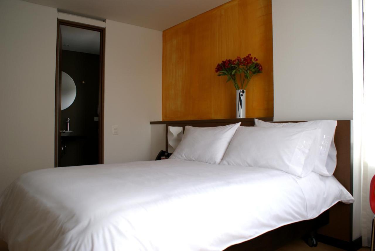 Hotel Viaggio Nueve Tres Μπογκοτά Εξωτερικό φωτογραφία
